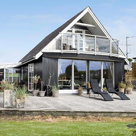 Front In With Wifi Feriehus *