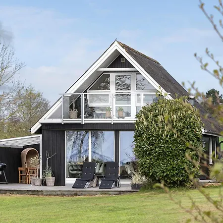 3 Bedroom Awesome In * Haderslev